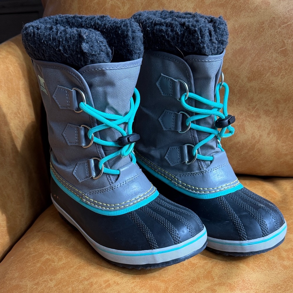 Sorel Kids Boots - Gray and Aqua